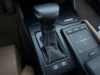 Lexus ES Gereserveerd 300H Hybrid 243pk aut + f1 Luxury Line - schuifdak - nap - front + line + side assist - stoelverw + koeling picture 40