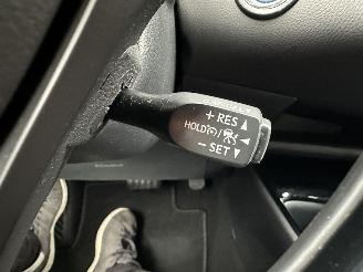 Toyota C-HR 1.8 Full Hybrid 148pk aut Energy - 42dkm nap - navi - camera - keyless entry + start - front + line assist picture 19