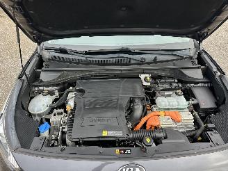 Kia Niro 1.6 Hybrid 119pk Aut Design Ed - nap - schuifdak - navi - cam - line assist - stuurverw - stoelverw picture 66