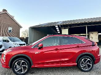 Vaurioauto  passenger cars Mitsubishi Eclipse Cross 2.4 PHEV AWD Instyle 2023/1