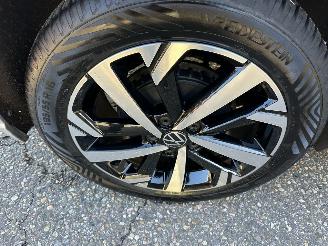 Volkswagen Polo 1.0 TSI 95pk Life 5drs - 76dkm nap - front + line assist - acc - pdc v+a - airco - cruise contr - lmv picture 84