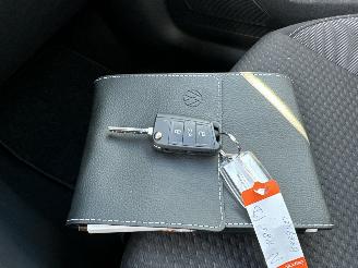 Volkswagen Polo 1.0 TSI 95pk Life 5drs - 76dkm nap - front + line assist - acc - pdc v+a - airco - cruise contr - lmv picture 37