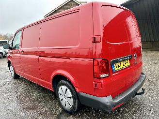Volkswagen Transporter 2.0 TDI 150pk 6-bak Lang 3pers - 2x schuifdeur - nap - camera - navi - airco - cruise - pdc - trekh - facelift picture 5