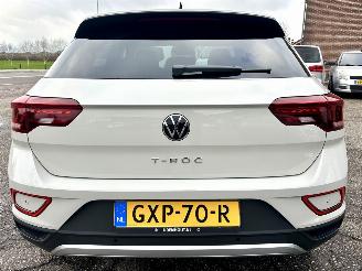 Volkswagen T-Roc Gereserveerd 1.5 TSI 150pk 7-Traps aut Life - 7dkm nap - navi - cam - virtual - front + line + park assist - keyless picture 6