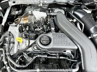 Volkswagen T-Roc Gereserveerd 1.5 TSI 150pk 7-Traps aut Life - 7dkm nap - navi - cam - virtual - front + line + park assist - keyless picture 68