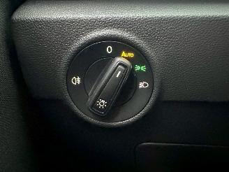 Volkswagen T-Roc Gereserveerd 1.5 TSI 150pk 7-Traps aut Life - 7dkm nap - navi - cam - virtual - front + line + park assist - keyless picture 29