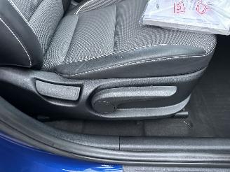 Kia e-Niro 64kWh 204pk aut DynamicPlusLine - nap - schuifdak - carplay - keyless - stuurverw - front + line assist picture 34