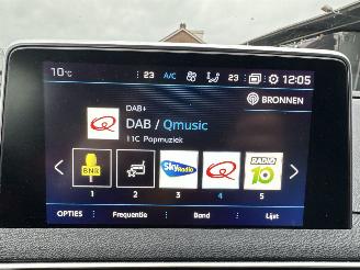 Peugeot 3008 1.2 Turbo 131pk 6-bak Premium - nap - navi - cam - virtual - elektr klep - 19 inch - line assist - keyless - pdc v+a picture 30