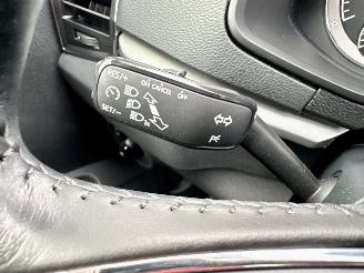 Skoda Karoq 1.5 TSI 150pk 7-Traps aut Bus.Edition - nap - navi - stoelverw - pdc - front assist - keyless - inkl trekh picture 31