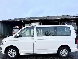uszkodzony samochody osobowe Volkswagen Transporter Kombi 2.0 TDI L1/H1 2019/3