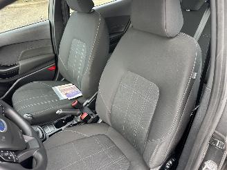 Ford Fiesta 1.0 EcoBoost Connected 5drs - 69dkm nap - navi - line + park assist - pdc v+a - airco - cruise - rijdbaar picture 21