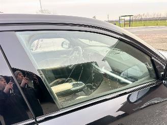 BMW iX2 eDrive20 67kWh 204pk aut M-Sport - nap - pano - 1e eig - 20 inch - harman/kardon - widescreen picture 107