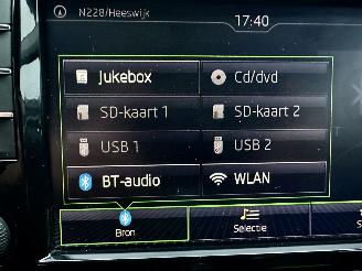 Skoda Superb 2.0 TDI 150pk 6-bak euro.6 Style Bus - nap - navi - camera - front + side + park assist - keyless entry + start picture 17