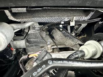 Volkswagen Polo Gereserveerd 1.0 TSI 95pk aut + f1 Highline - nap - pano - sfeerverl - virtual - acc - front assist - carplay - pdc v+a picture 71