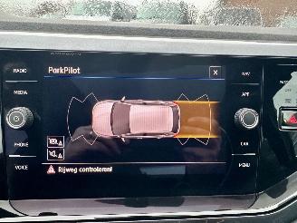Volkswagen Polo Gereserveerd 1.0 TSI 95pk aut + f1 Highline - nap - pano - sfeerverl - virtual - acc - front assist - carplay - pdc v+a picture 27