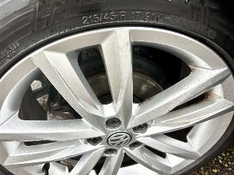 Volkswagen Polo Gereserveerd 1.0 TSI 95pk aut + f1 Highline - nap - pano - sfeerverl - virtual - acc - front assist - carplay - pdc v+a picture 85