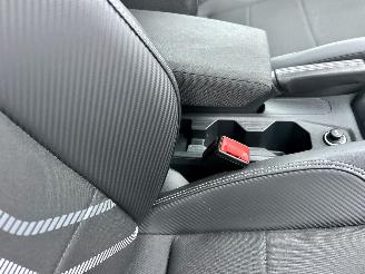 Volkswagen Polo Gereserveerd 1.0 TSI 95pk aut + f1 Highline - nap - pano - sfeerverl - virtual - acc - front assist - carplay - pdc v+a picture 15