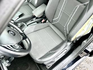 Volkswagen Polo Gereserveerd 1.0 TSI 95pk aut + f1 Highline - nap - pano - sfeerverl - virtual - acc - front assist - carplay - pdc v+a picture 42