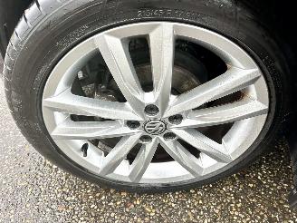 Volkswagen Polo Gereserveerd 1.0 TSI 95pk aut + f1 Highline - nap - pano - sfeerverl - virtual - acc - front assist - carplay - pdc v+a picture 84