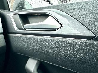 Volkswagen Polo Gereserveerd 1.0 TSI 95pk aut + f1 Highline - nap - pano - sfeerverl - virtual - acc - front assist - carplay - pdc v+a picture 56