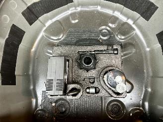 Volkswagen Polo Gereserveerd 1.0 TSI 95pk aut + f1 Highline - nap - pano - sfeerverl - virtual - acc - front assist - carplay - pdc v+a picture 65