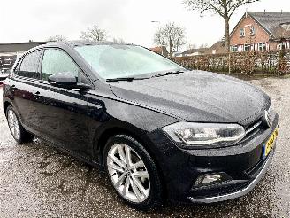 Volkswagen Polo Gereserveerd 1.0 TSI 95pk aut + f1 Highline - nap - pano - sfeerverl - virtual - acc - front assist - carplay - pdc v+a picture 4