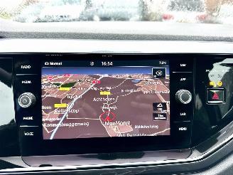 Volkswagen Polo Gereserveerd 1.0 TSI 95pk aut + f1 Highline - nap - pano - sfeerverl - virtual - acc - front assist - carplay - pdc v+a picture 31