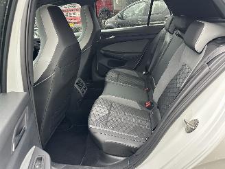 Volkswagen Golf 1.5 eTSI aut + f1 162pk R-Line - pano - hud - keyless - virtual - front + line + side + park assist picture 78