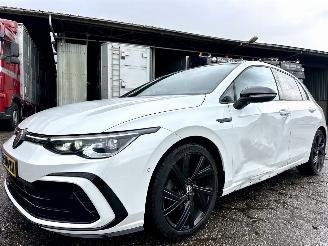 Volkswagen Golf 1.5 eTSI aut + f1 162pk R-Line - pano - hud - keyless - picture 2