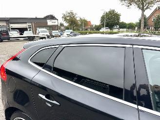 Volvo V-40 Gereserveerd 2.0 D4 230pk 6-bak R-Design - xenon - getuned - leer - navi - stoelverw - lmv - memory pakket picture 89