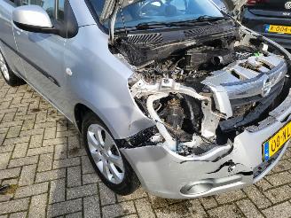 Opel Agila 2 AGILLA,S 1 KOOP 1.0 benz 48 kw af fabriek LPG ,AIRCO, NAP picture 23