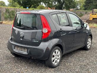 Opel Agila  picture 2