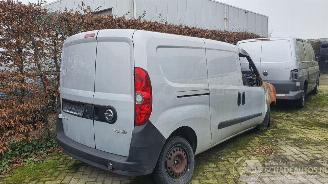 Fiat Doblo 1.6 MULTIJET SX MAXI AUTOM picture 13