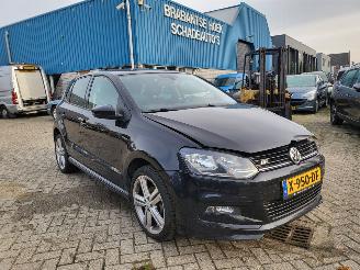 uszkodzony samochody osobowe Volkswagen Polo Polo  ALLSTAR 1.2 TSI Highline R LINE 2016/2