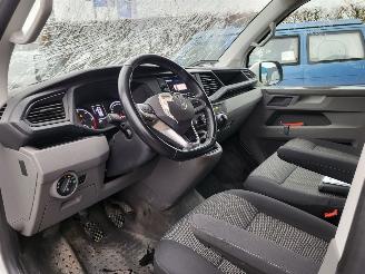 skadebil bedrijf Volkswagen Transporter T 6 LANG   2.0 TDI 150 pk 6 bak L2 28 Comfortline 2022/11