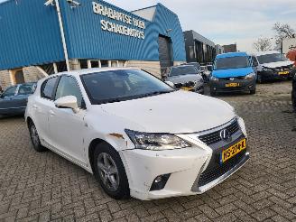 Auto incidentate Lexus Ct Lexus CT 200h 25th edition rijdbaar 2015/12