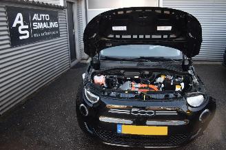 Fiat 500E 42Kwh 118Pk *Navi/Clima picture 14