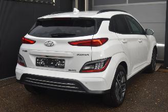 Hyundai Kona 39Kwh Comfort 136Pk SOH 100% *Navi/Clima/Camera/Stoelverwarming picture 4