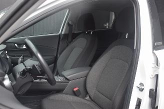 Hyundai Kona 39Kwh Comfort 136Pk SOH 100% *Navi/Clima/Camera/Stoelverwarming picture 5