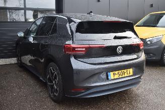 Volkswagen ID.3 58Kwh First 204Pk 3FASE *Navi/Clima/Camera/Stoelverwarming picture 3