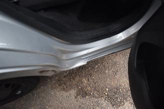 Peugeot 108 1.0 e-VTI Allure 72Pk *Clima/Camera picture 27