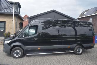 krockskadad bil bedrijf Mercedes Sprinter 319 1.9 CDI L4H3 RWD 190Pk *Navi/Clima/Stoelverwarming 2023/5