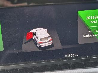 Volkswagen Golf STYLE / NAVI / CAMERA / STOELVERW /20 DKM picture 19