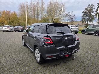 Suzuki Swift Hybr / CAMERA / NAVI / ECC/ 8800.KM picture 5