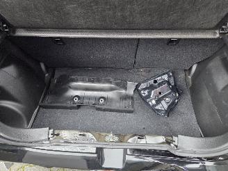 Suzuki Swift STYLE / STOEL+STUUR VERW / CAMERA/ NAVI / KEYLESS picture 10