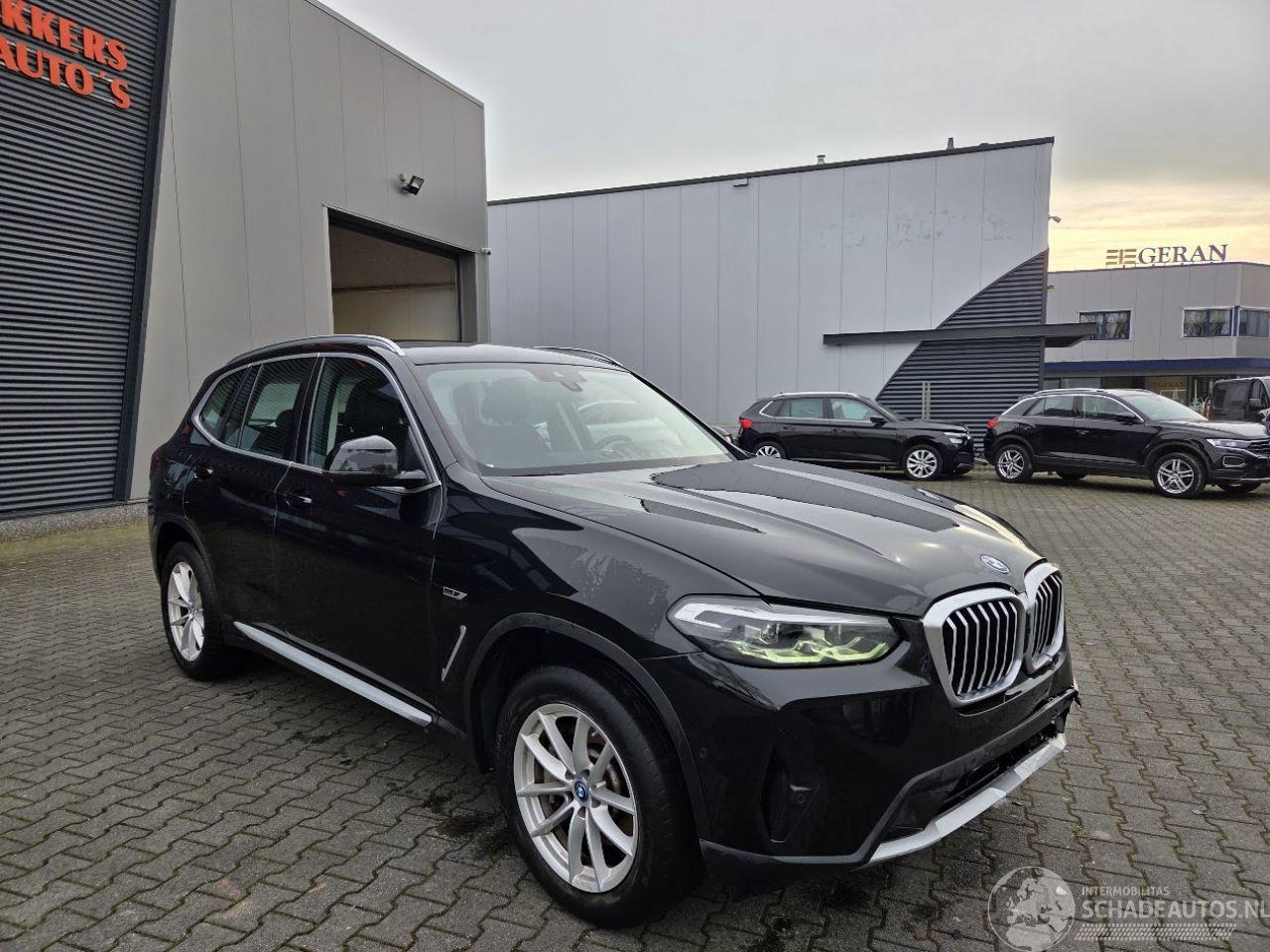 BMW X3 X-DRIVE 30e - 215KW  / 28 DKM
