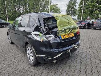BMW 2-serie 225e iPerformance xDrive / 64 dkm picture 5