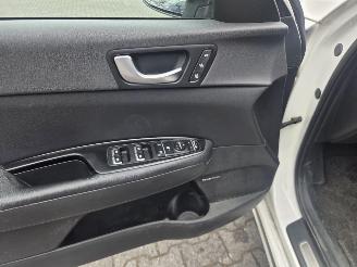 Kia Optima AUTOM / PANO / LEER picture 20
