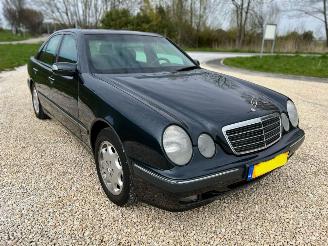 Mercedes E-klasse 430 Avantgarde !!! B6 ARMOURED GEPANTSERD GEPANZERT!!! picture 2
