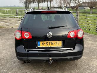 Volkswagen Passat VARIANT 2.0TDi - 125kW Highline - perfect rijdende auto - ingeruild - trekhaak - winterset picture 7